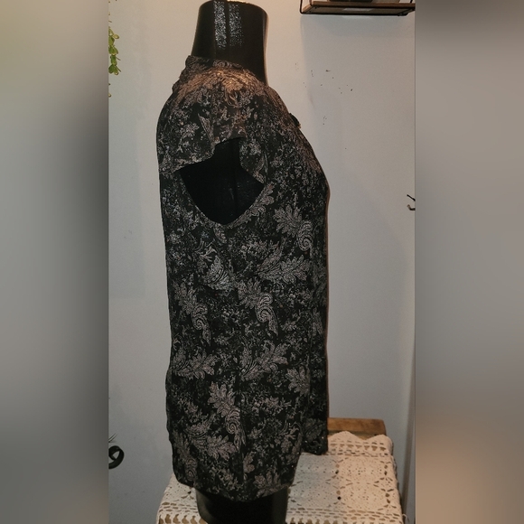 Champagne Black and Silver Short Sleeve Top L - Picture 2 of 7